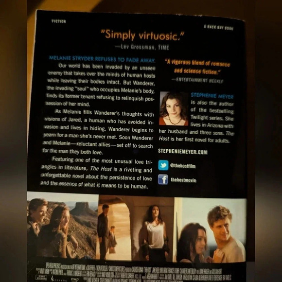 The Host by Stephenie Meyer - Picture 2 of 2